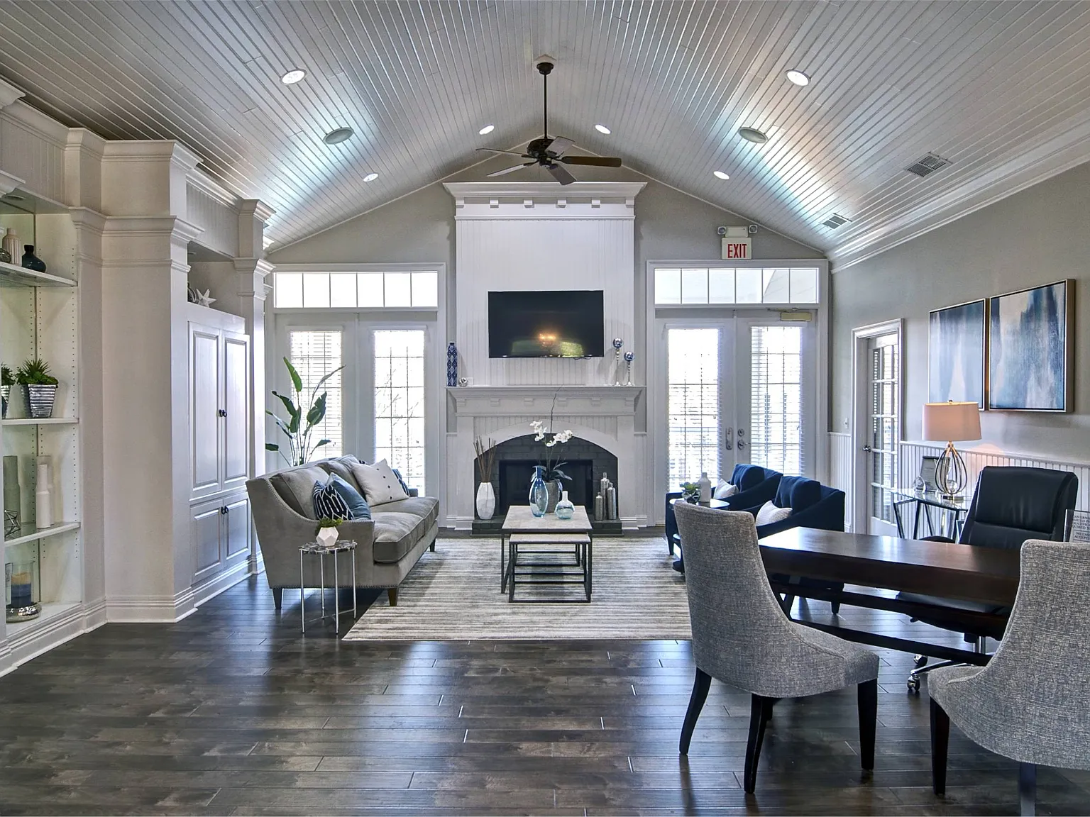 Park Creek Apartments — Photo 2