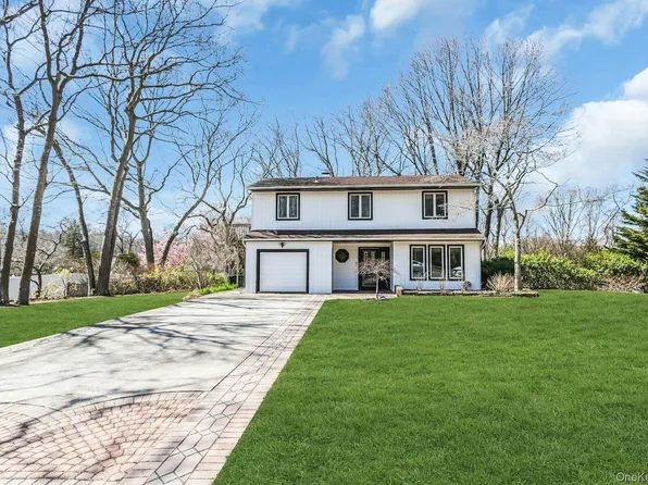 36 N Morris Avenue, Farmingville, NY 11738