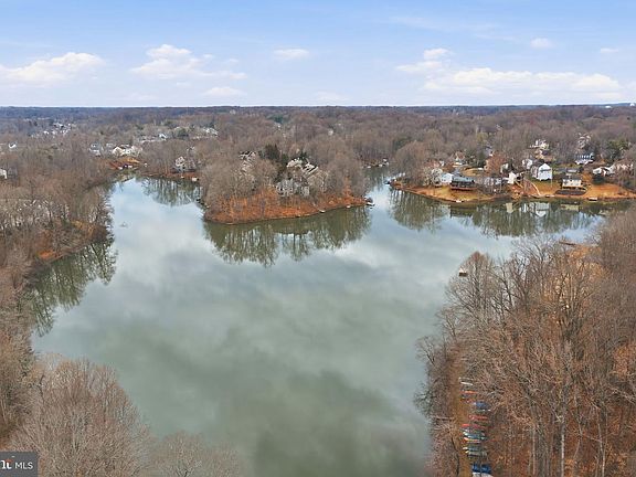 5th image of 15628 Montview Dr