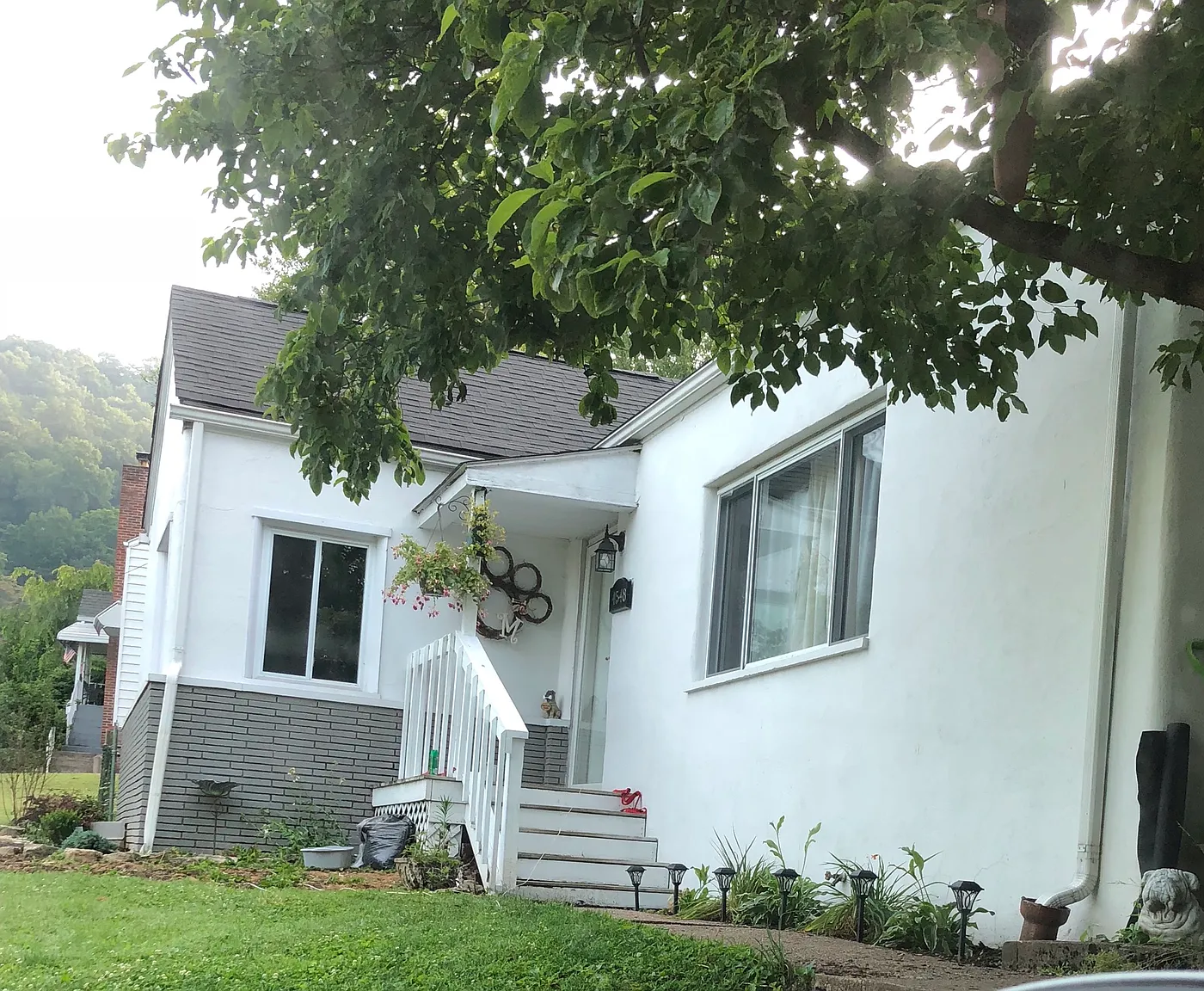 4548 Woodland Ave photo 1