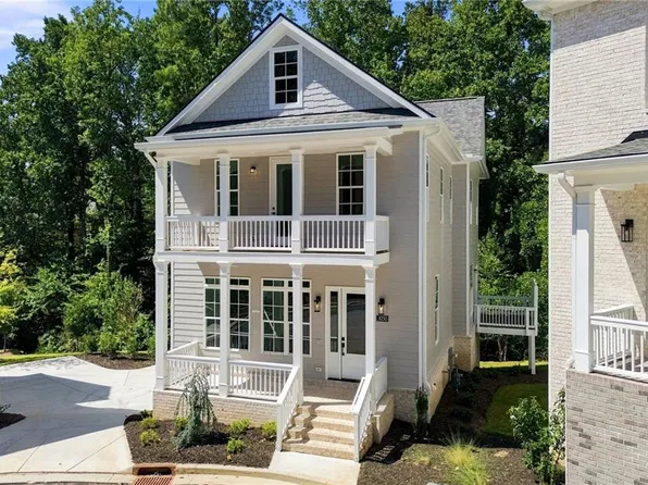 3050 Kara Ct, Roswell, GA 30076