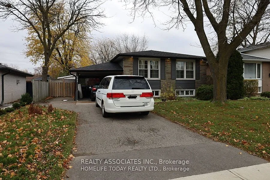 3 bed, $2,400 — Photo 3