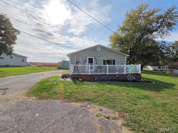 31595 Old Monticello Rd, Canton, MO 63435