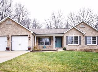 28945 N Oak Dr, Wright City, MO 63390