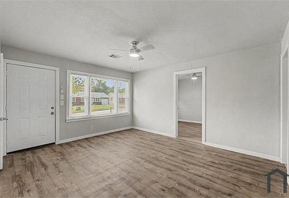 4th image of 4691 N Boulder Ave