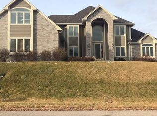 6635 N 113th St, Milwaukee, WI 53224