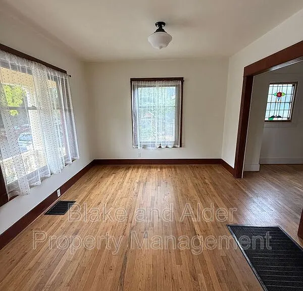 7824 SE 11th Ave — Photo 7