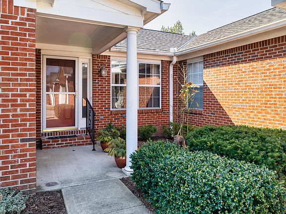 4th image of 1731 Paula Dr