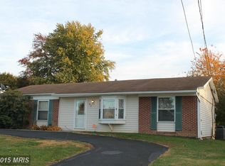 67 Hickory Ln, Ranson, WV 25438