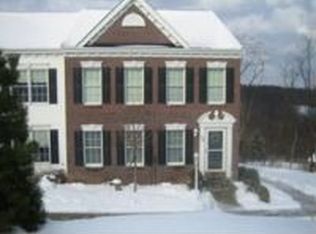 50 Castleview Dr, Mc Kees Rocks, PA 15136