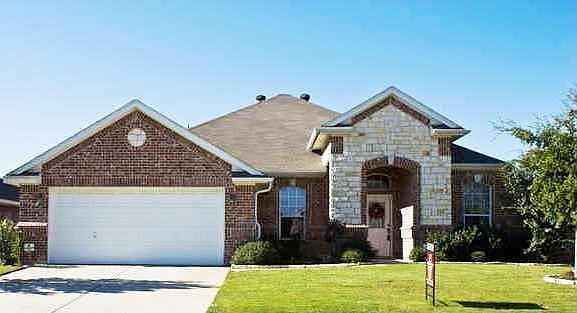 1st image of 304 Lottie Ln
