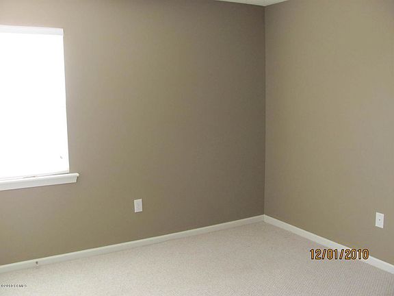5th image of 204 Courtyard E
