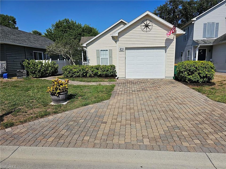 1st image of 521 Leawood CIR E