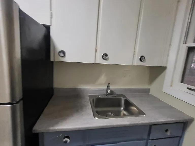 448 Arnley St #1 — Photo 7