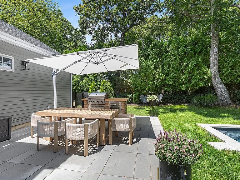 66 Knoll Rd — Photo 11