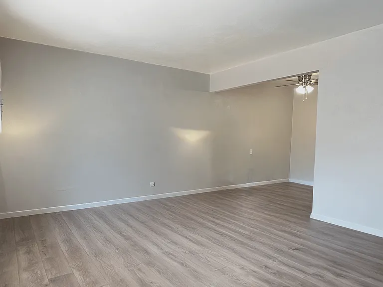 Shiloh Commons Holdings — Photo 9