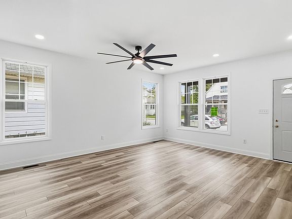 4th image of 5658 Walter Ave