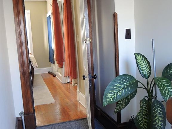 entrance to apartment