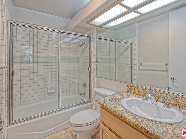 1875 S Beverly Glen Blvd #101 — Photo 29