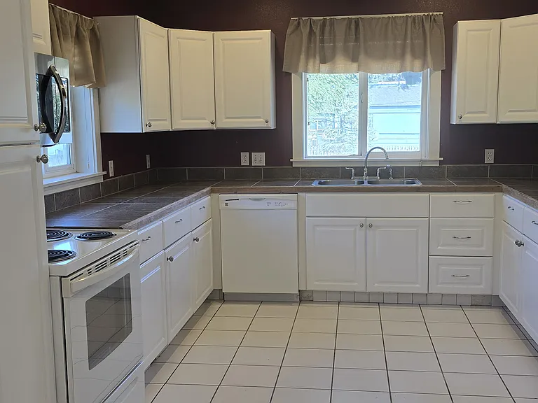 609 N Wenas St — Photo 3
