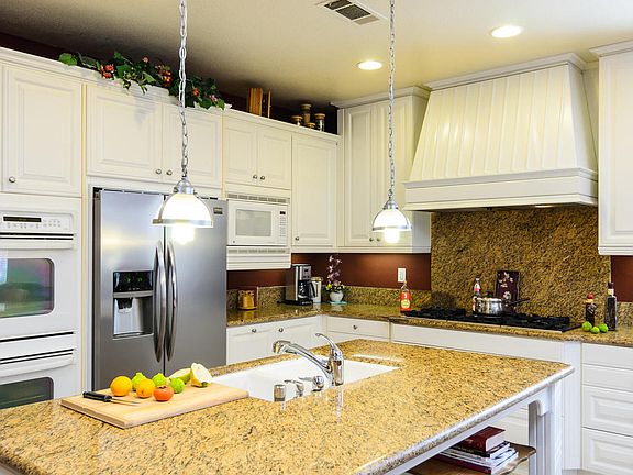 5th image of 8556 Celtic Ct