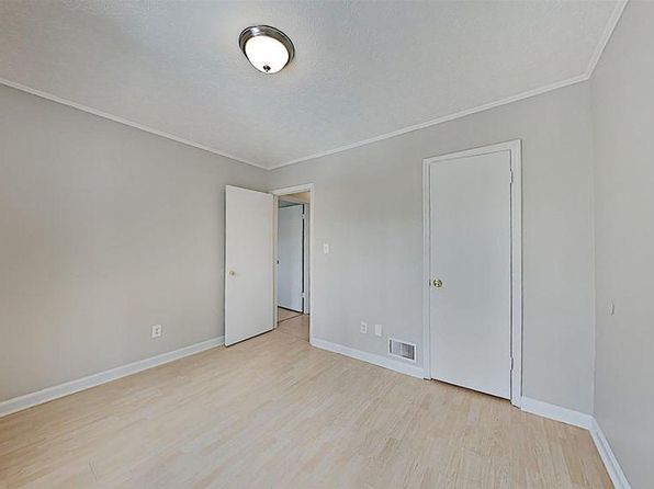 2400 Lawrenceville Hwy Unit D