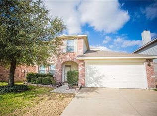 9425 Goldenview Dr, Fort Worth, TX 76244