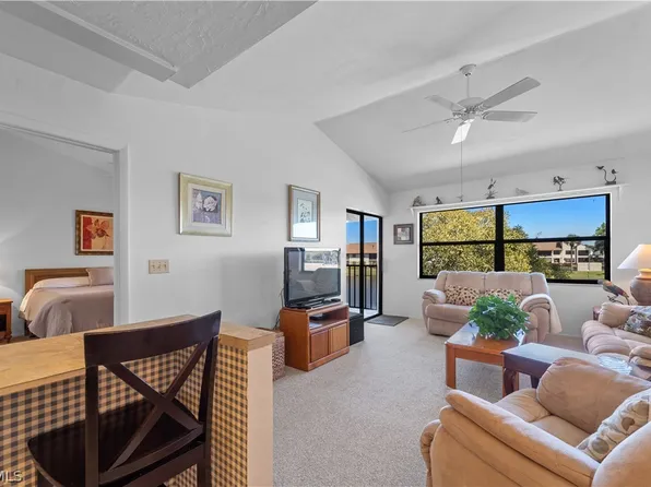 8625 Charter Club Cir Unit 6, Fort Myers, FL 33919