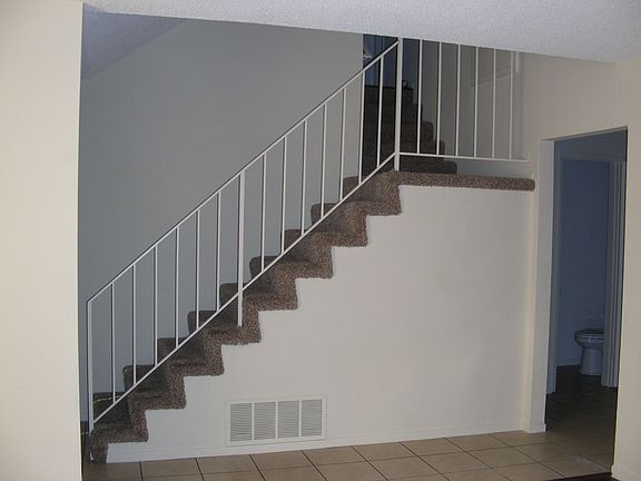 stairway to bedrooms