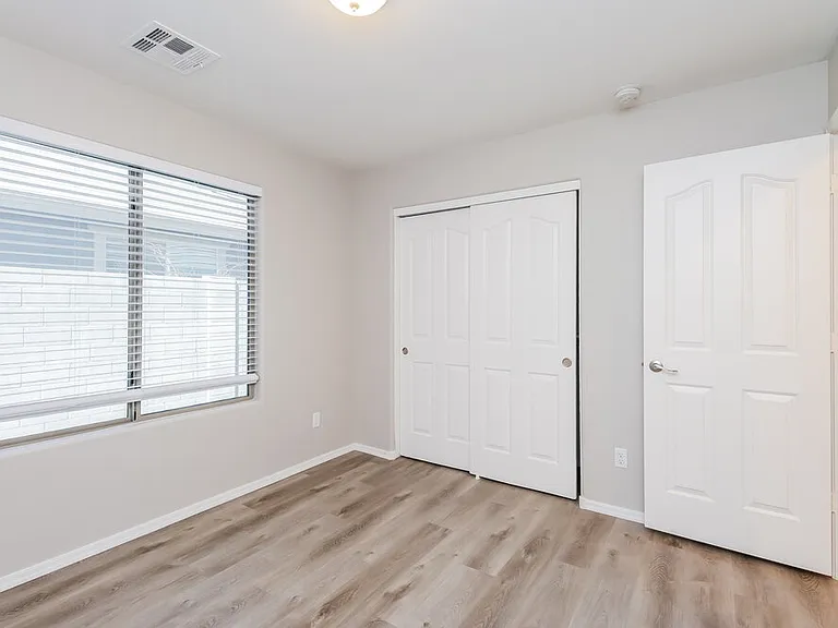 2370 W Gold Dust Ave — Photo 13