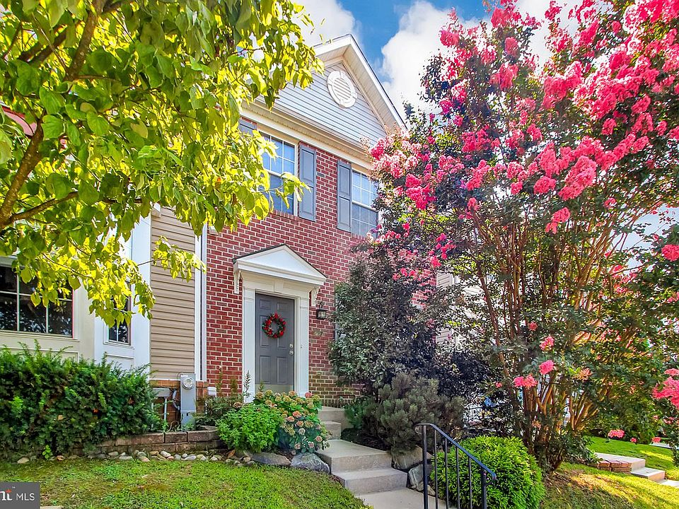 1st image of 227 Mary Jane Ln