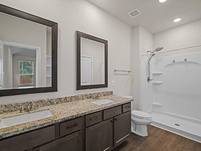 709 Little River Dr — Photo 8