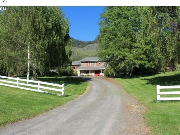 65721 Grays Corner Rd, Cove, OR 97824