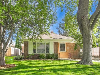 836 E Rockland Rd, Libertyville, IL, 60048