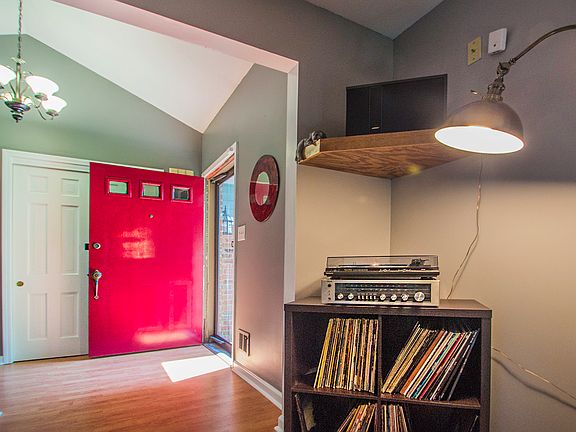 2nd image of 6545 Albion Dr
