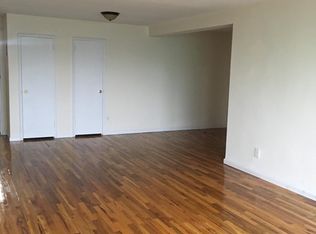 210 Atlantic Ave APT C1H, Lynbrook, NY 11563