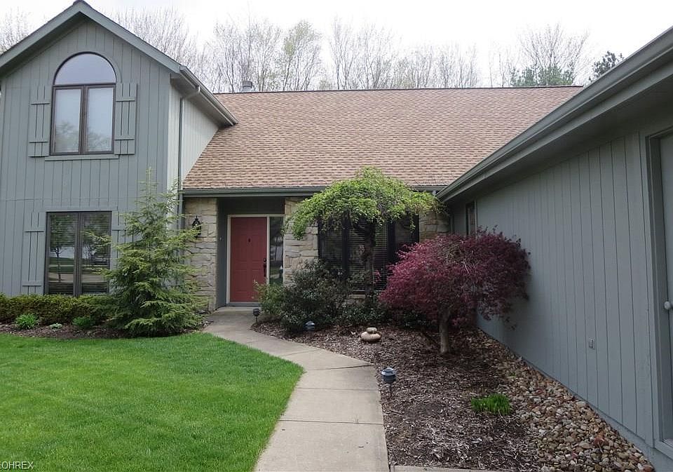 1st image of 21463 Creekside Dr