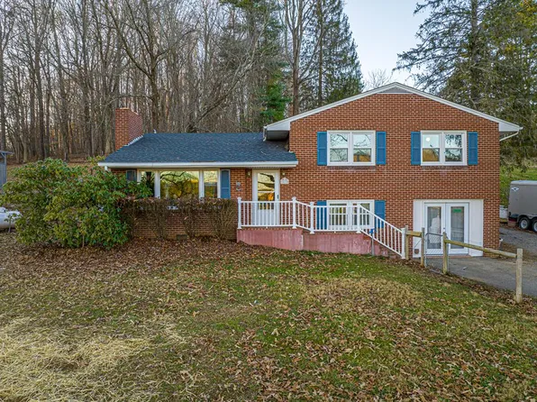 16130 Mary St, Abingdon, VA 24210