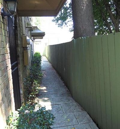 3rd image of 4833 Wabash St APT 3
