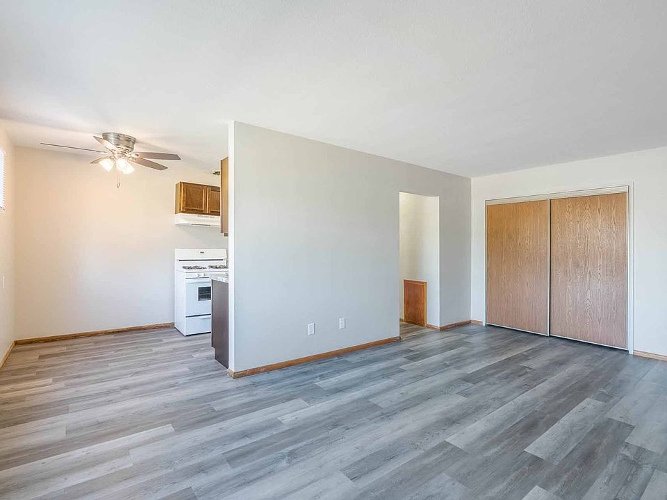 Portland Terrace Apartments, Richfield, MN