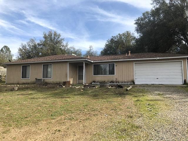1st image of 45282 N Oakview Dr