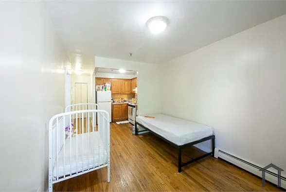 1 bed, $2,200 — Photo 3