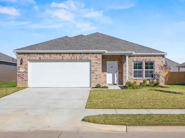 1021 Park Oak Ln, Crowley, TX 76036
