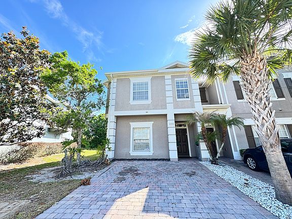 2nd image of 2390 Caravelle Cir