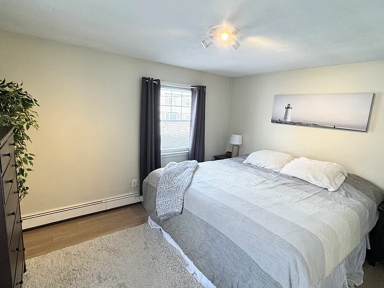 33 Mullin Ave #2 — Photo 6