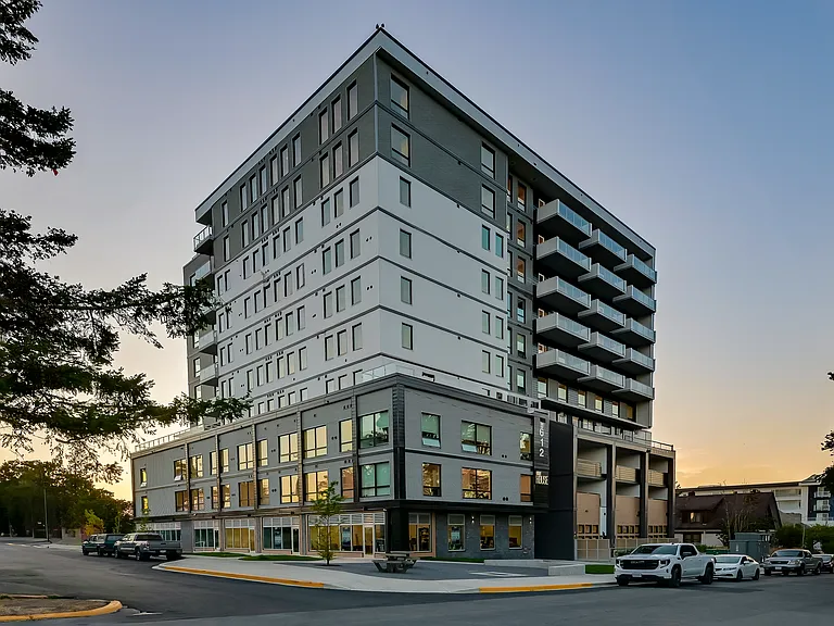 612 Constance Ave — Photo 38
