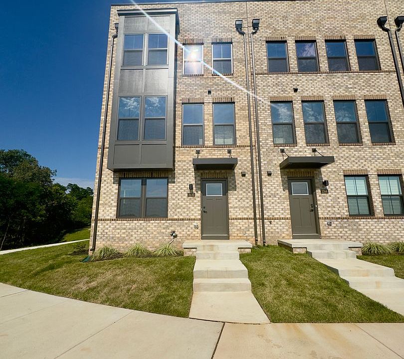 1st image of 2270 Waterfront Way