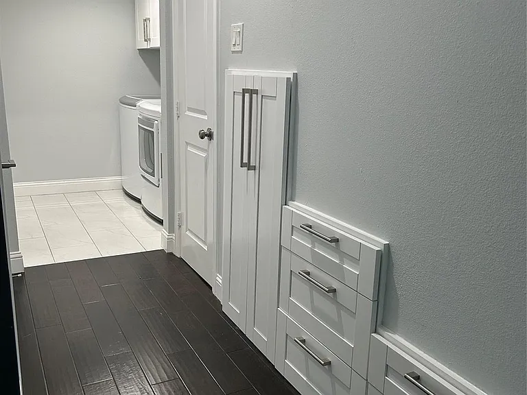 840 Threadneedle St #220 — Photo 4