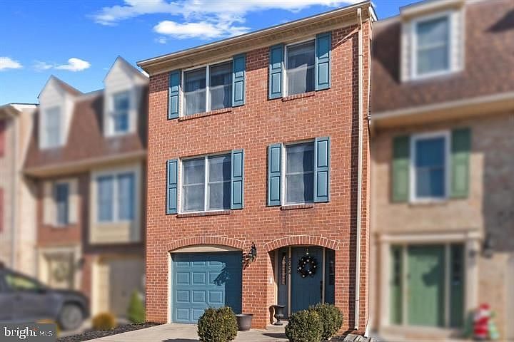 1st image of 8024 Hollow Reed Ct