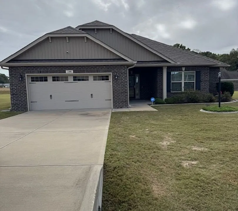 208 S Merganser Dr